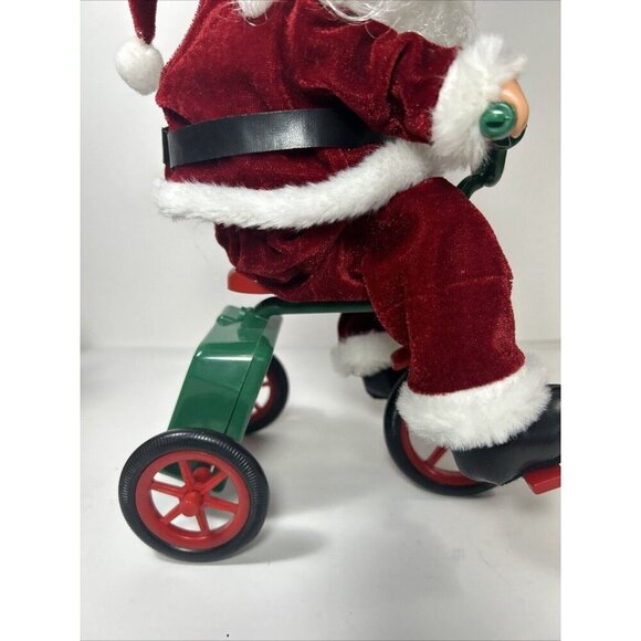 Musical 3-Wheeling Santa-Pedals Tricycle Plays 3 Songs With Original Box-Works - Picture 3 of 10